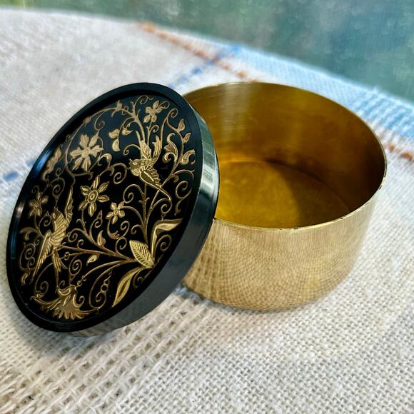 Vintage Oneida Brass Trinket Box with Velvet Lining, Floral Bird Lid – 2.5” Wide - Picture 1 of 15